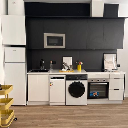 Exyca Metropolitano Lägenhet Madrid Exteriör bild